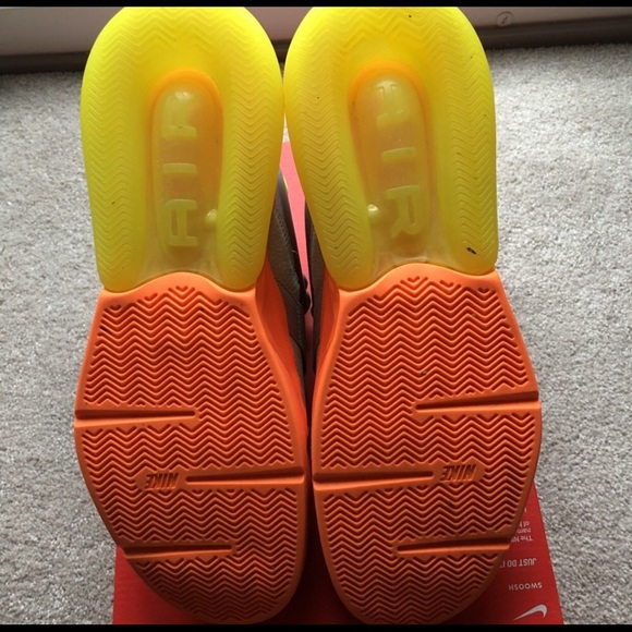 Nike Air Force 270 worn 3 times! - Picture 3 of 5